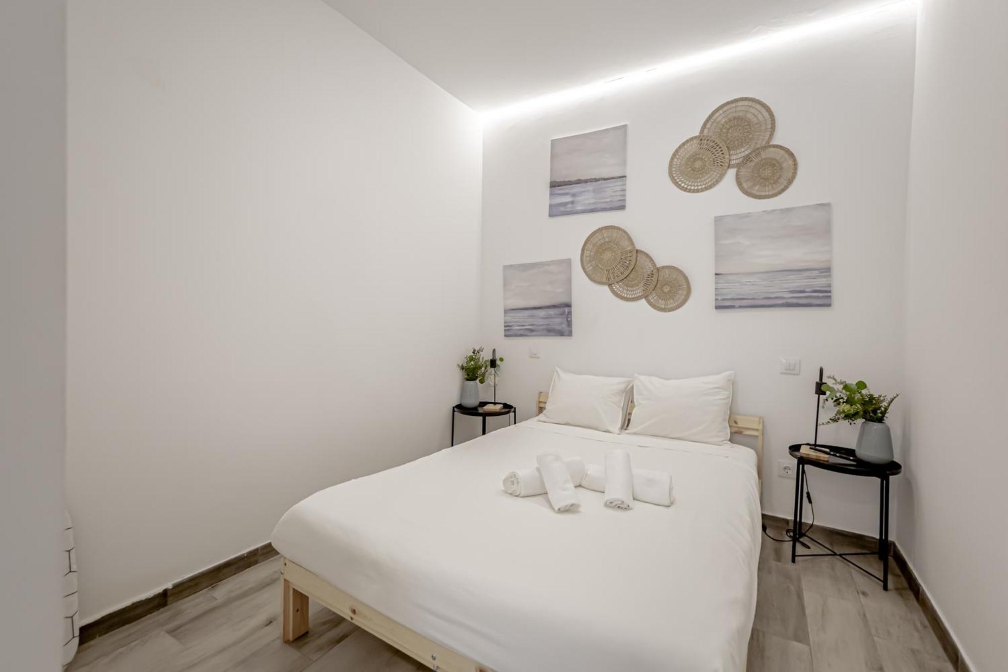 Apartamentos Tetuan Madrid Cameră foto